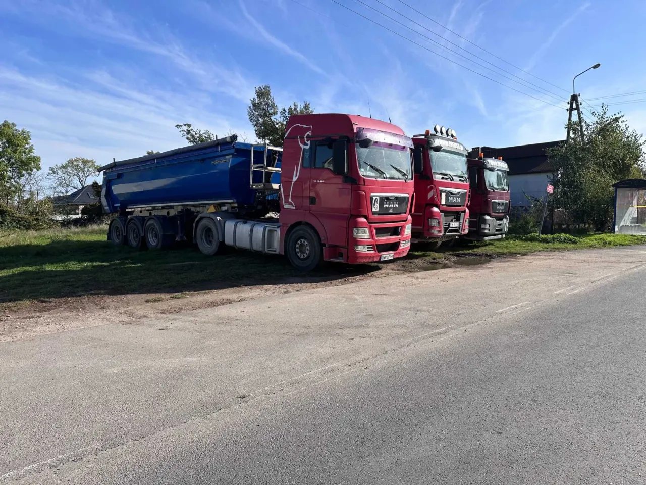Zdjęcie Ile kosztuje wywrotka żwiru? Sprawdź ceny i ukryte koszty transportu