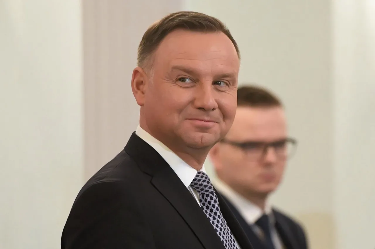 Zdjęcie Czy sejm może rozwiązać senat? Poznaj prawdę o ich relacjach