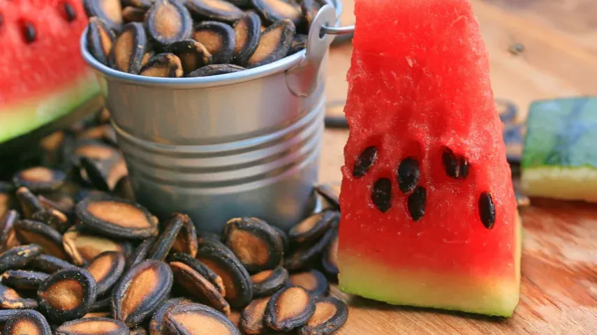 Zdjęcie Arbuz na diecie: Czy tuczy? Poznaj fakty i jedz bez obaw!