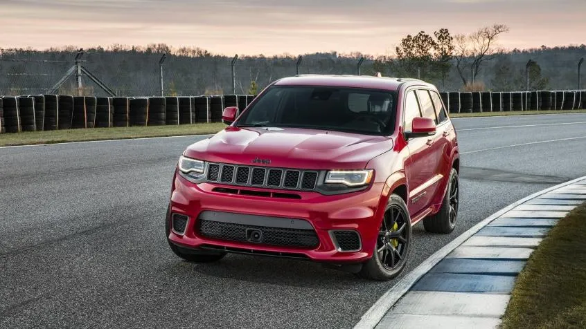 Zdjęcie Ile kosztuje jeep grand cherokee? Ceny nowych i używanych modeli
