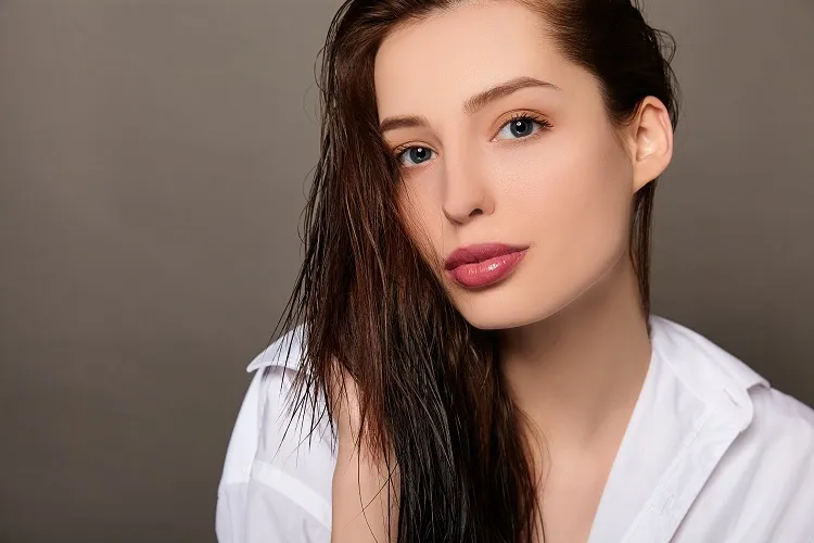Zdjęcie Jak używać peelingu, aby uniknąć błędów i cieszyć się zdrową skórą