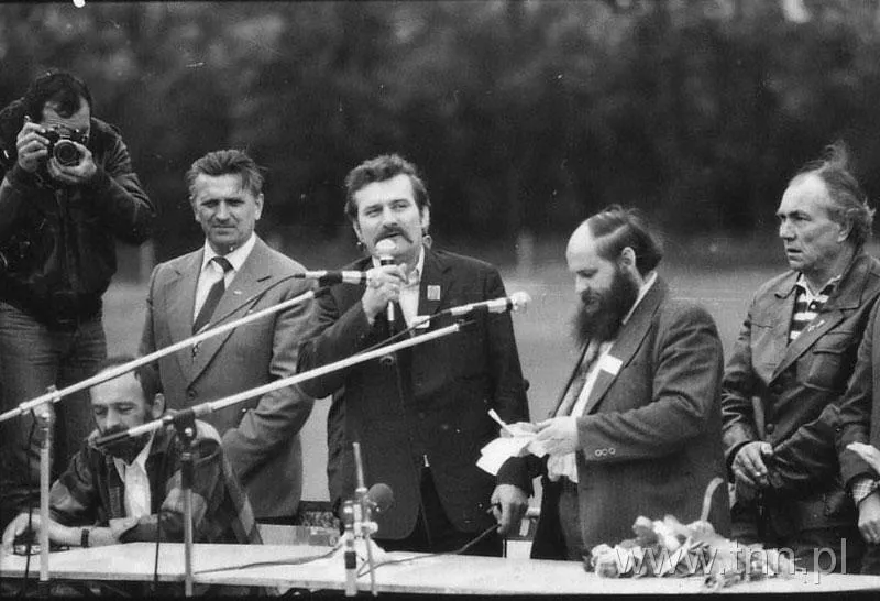 Zdjęcie Czy żyje Lech Wałęsa? Ostatnie wieści o jego zdrowiu i życiu
