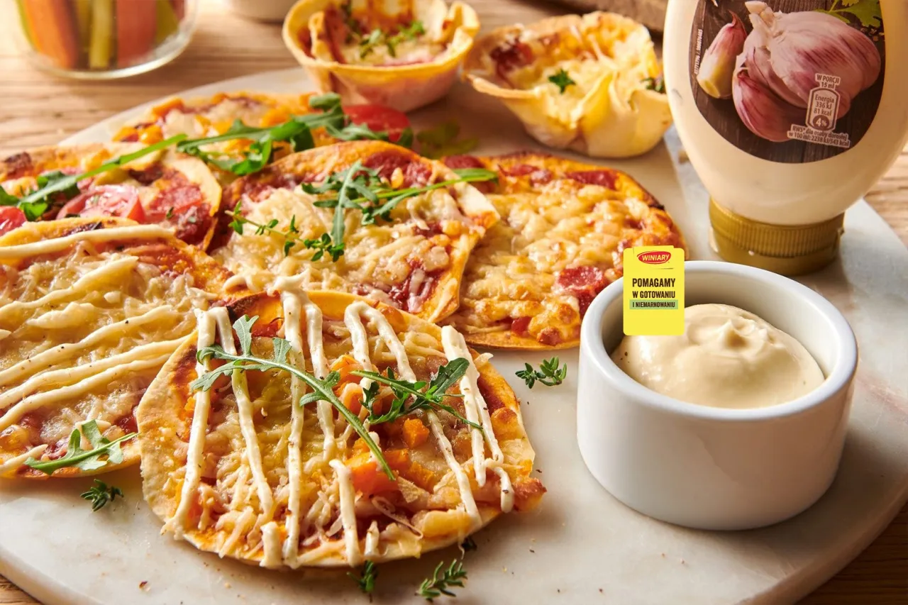 Zdjęcie Jak zrobić pizzę z tortilli w 20 minut – szybki i smaczny przepis