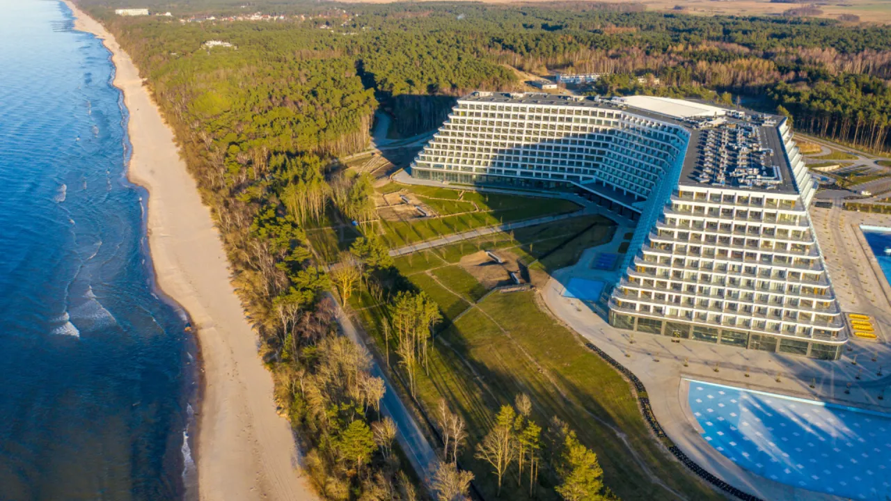 Zdjęcie Hotel Gołębiewski Pobierowo - Kiedy otwarcie i co warto wiedzieć