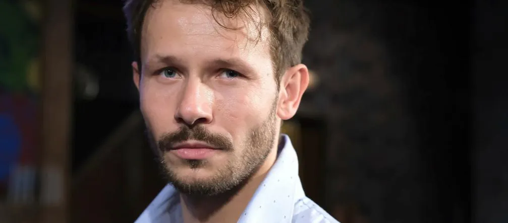 Zdjęcie Z kim jest Mateusz Banasiuk? Odkryj sekrety jego życia prywatnego