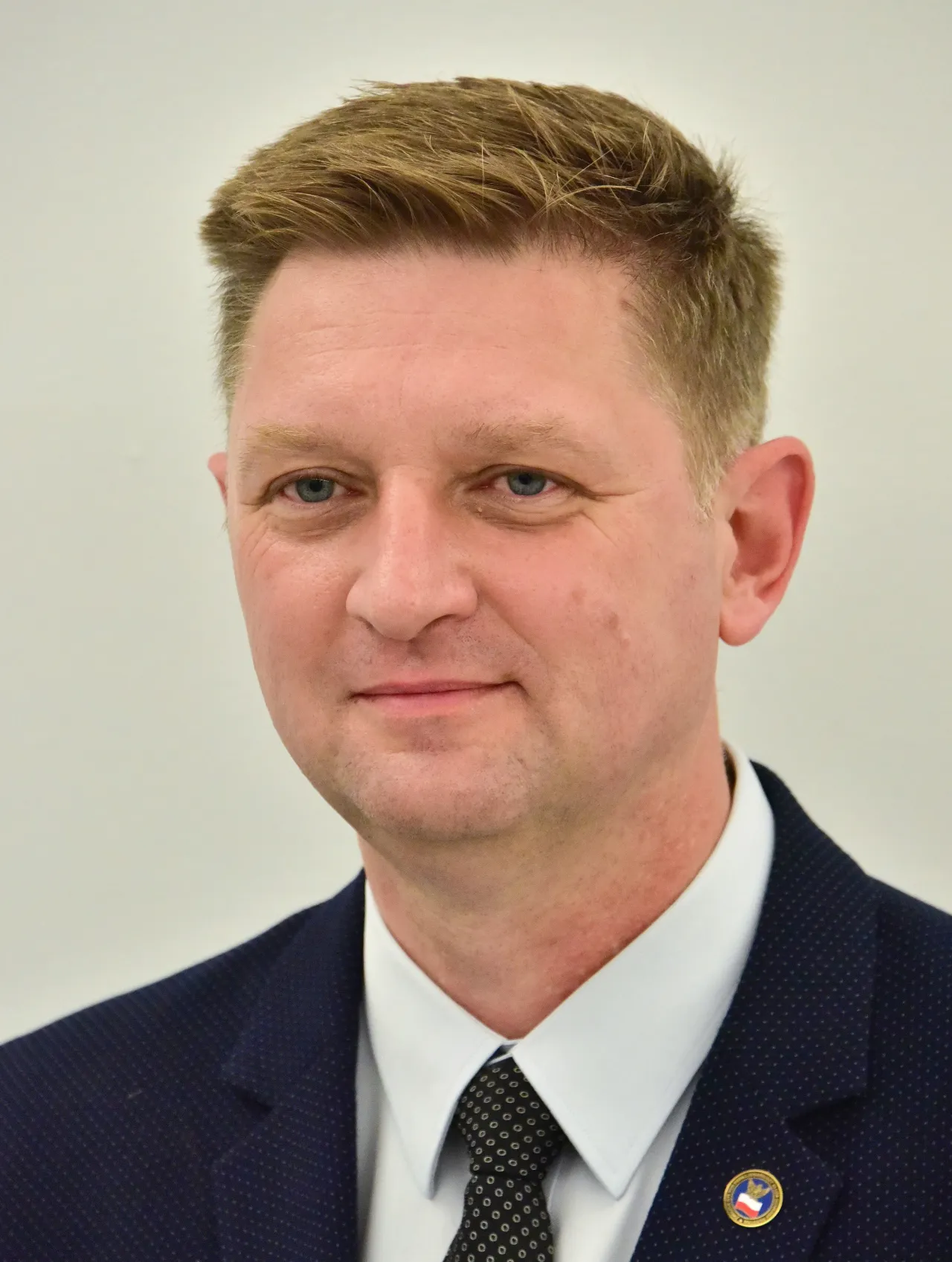 Zdjęcie Z kim jest Jacek Rozenek? Odkryj jego związek z młodszą partnerką