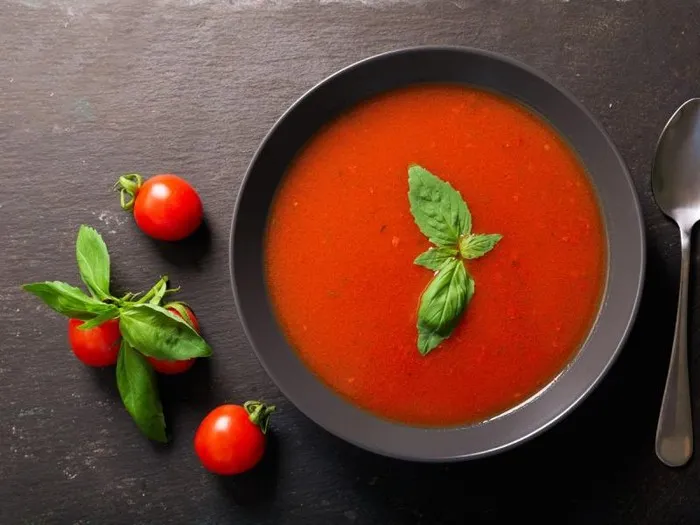 Zdjęcie Jak doprawić zupę pomidorową? Przyprawy i triki, które musisz znać