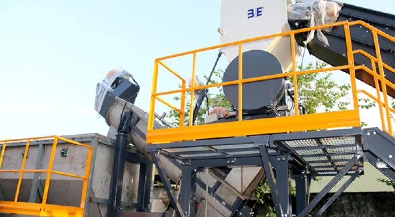 Zdjęcie Roboty z recyklingu: Jak nowoczesna technologia zmienia przyszłość e-odpadów