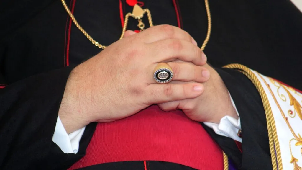 Zdjęcie Kardynał diakon: rola, obowiązki i znaczenie w hierarchii Kościoła katolickiego