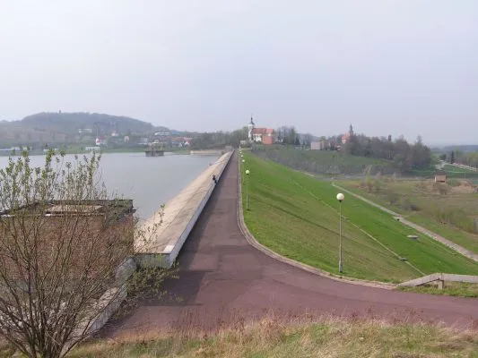 Zdjęcie Jezioro Dobromierskie - tajemnice, które warto poznać i zobaczyć