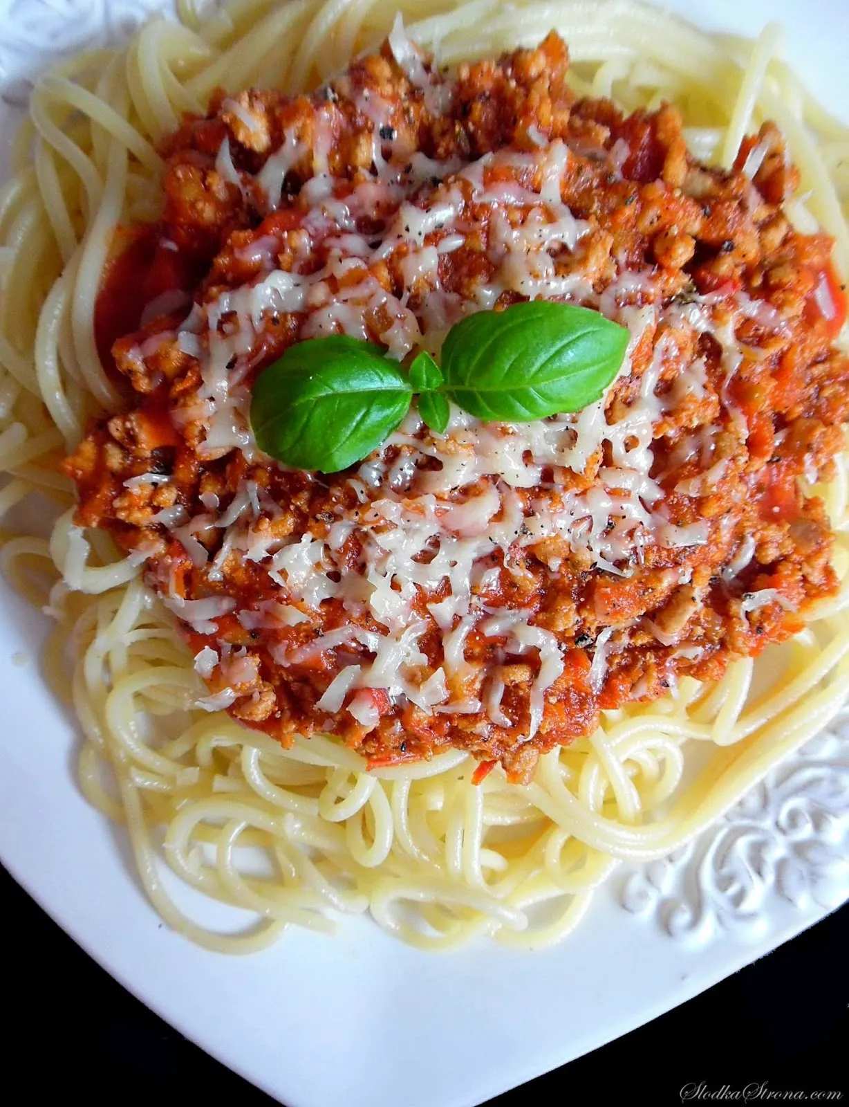 Zdjęcie Pyszne spaghetti z mięsem mielonym, które zachwyci każdego smakosza