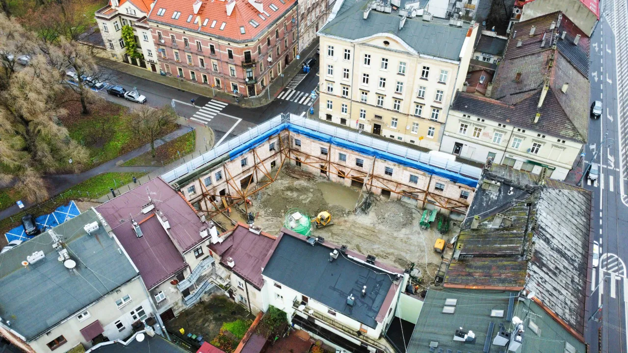 Zdjęcie Nieruchomość co to? Zrozumienie definicji i praw własności