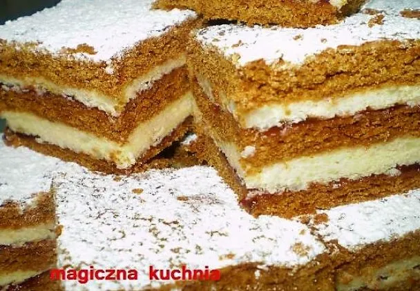 Zdjęcie Przepis na ciasto królewskie: Tradycyjny smak w prostej odsłonie