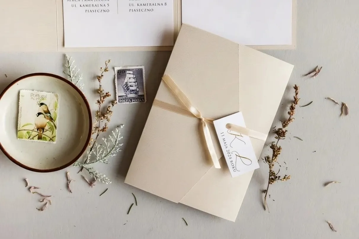 Zdjęcie Zaproszenia dla rodzic&oacute;w na ślub: czy wypada? Pełny poradnik