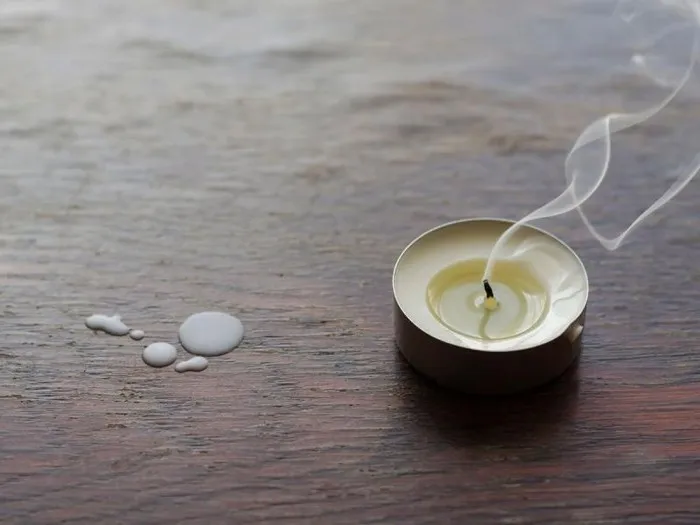 Zdjęcie Jak usunąć wosk ze szkła? Skuteczne metody bez ryzyka uszkodzeń