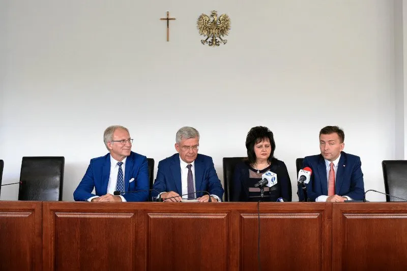 Zdjęcie Czy senat może zablokować ustawę? Poznaj jego realne możliwości