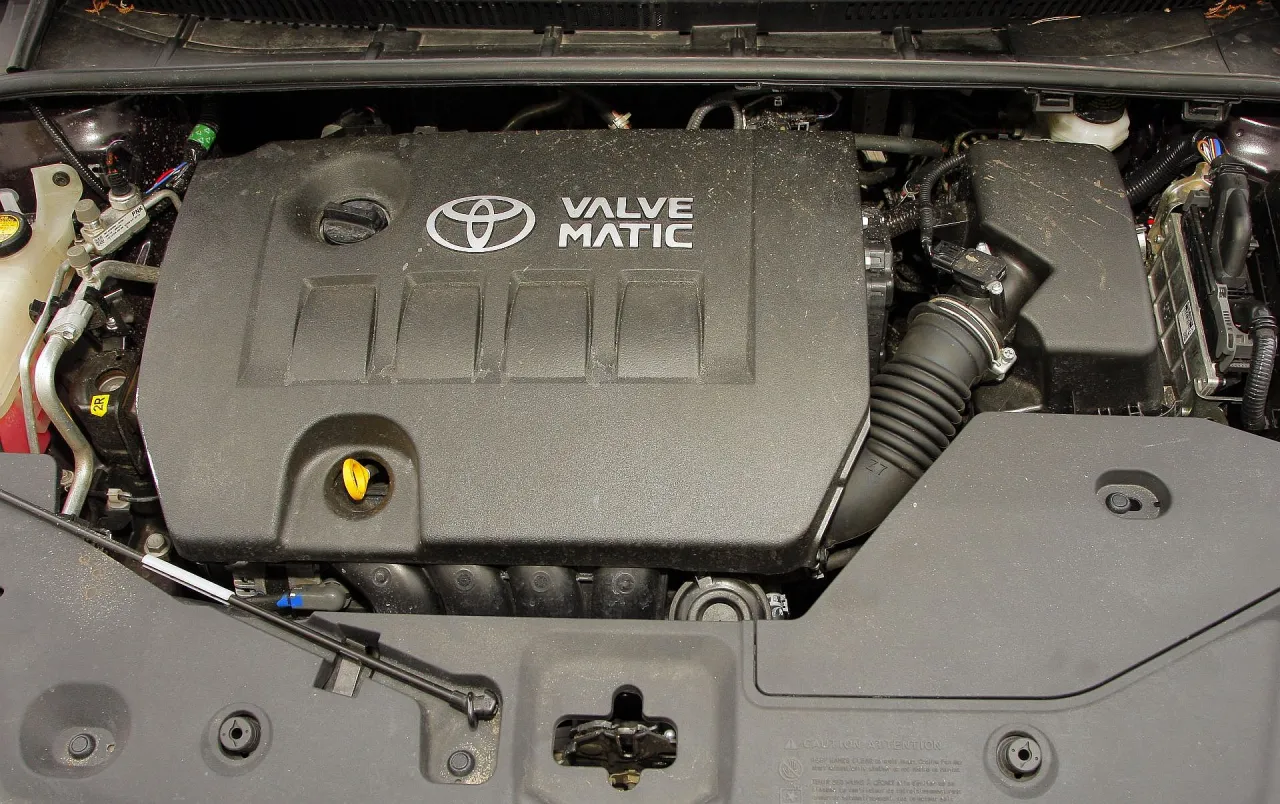 Zdjęcie Toyota Avensis jaki silnik - poznaj najlepsze opcje silnikowe