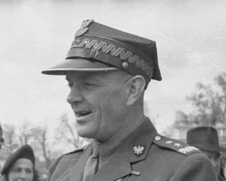 Zdjęcie Generał Berling: kontrowersyjna postać w historii Polski - prawdziwa twarz
