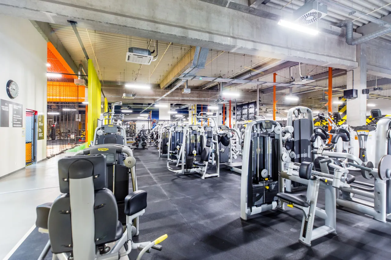 Zdjęcie Fitness Platinium Krak&oacute;w Bratysławska: Siłownia XXL - Opinie, Ceny, Godziny