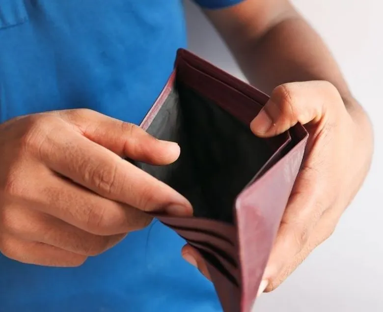 Zdjęcie Jak wydostać się z pętli chwilówek i odzyskać kontrolę nad finansami