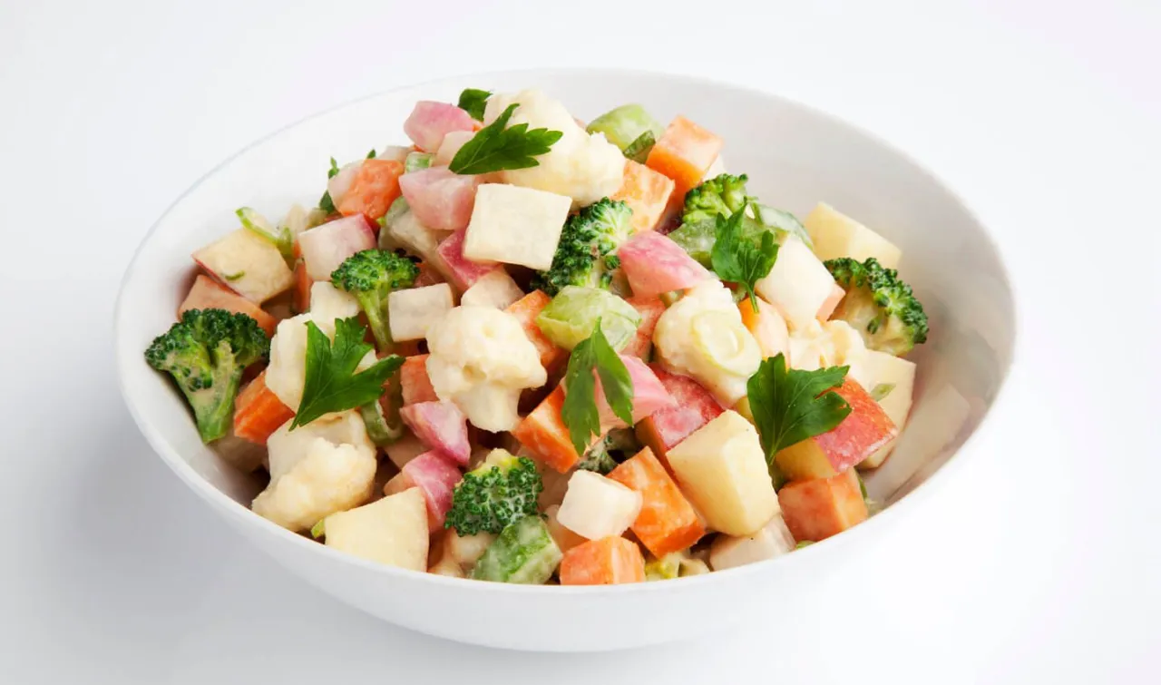 Zdjęcie Ensalada de verduras cocidas: receta fácil y saludable para todos