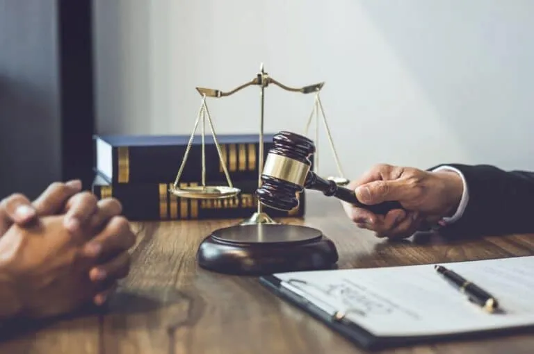 Zdjęcie Ile czasu trwa uprawomocnienie wyroku? Kluczowe informacje