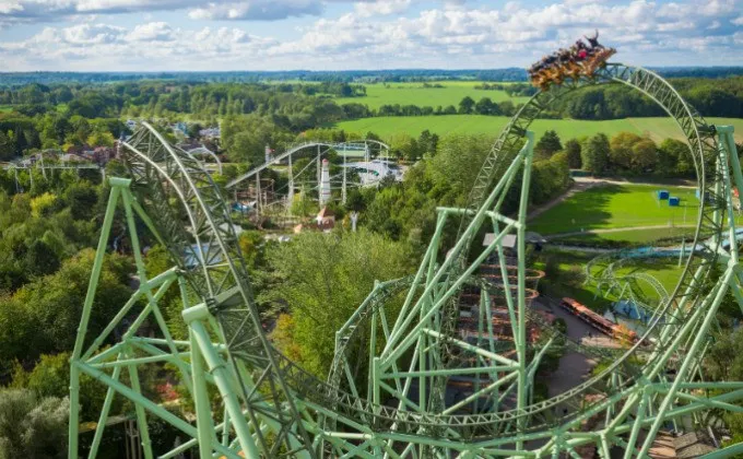Zdjęcie Energylandia czy Heide Park? Który park rozrywki oferuje więcej atrakcji?