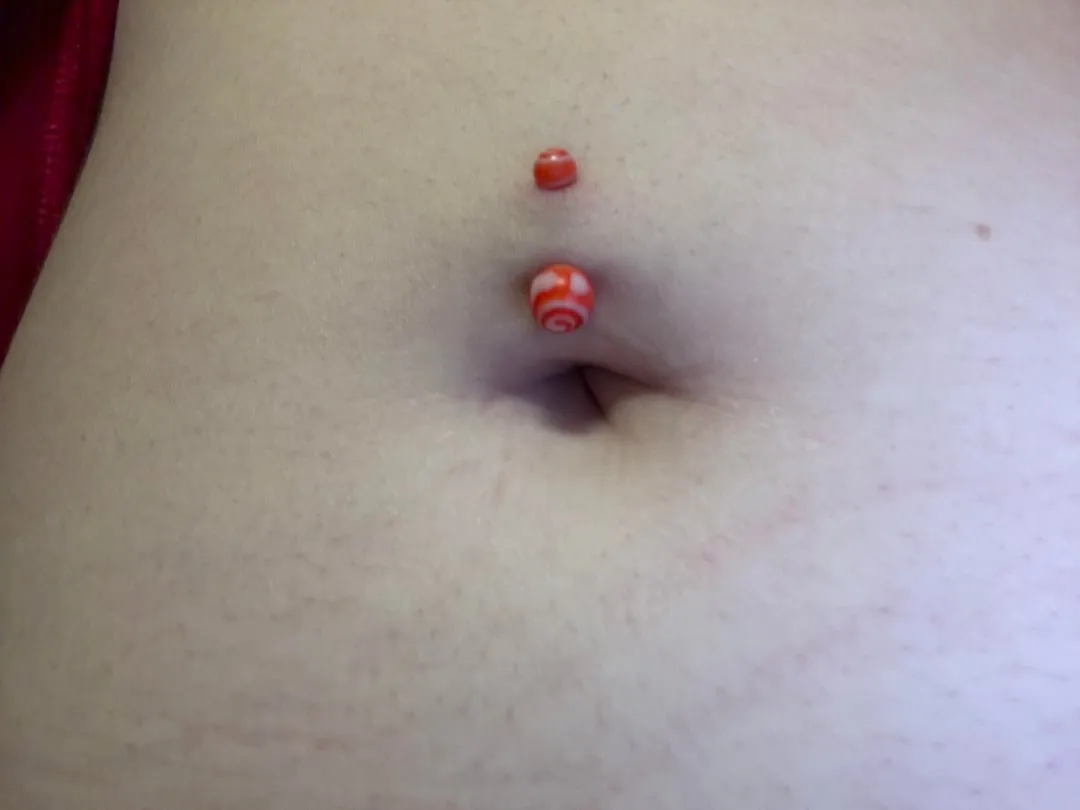 Zdjęcie Czy piercing to grzech? Odkryj, co mówi Kościół katolicki