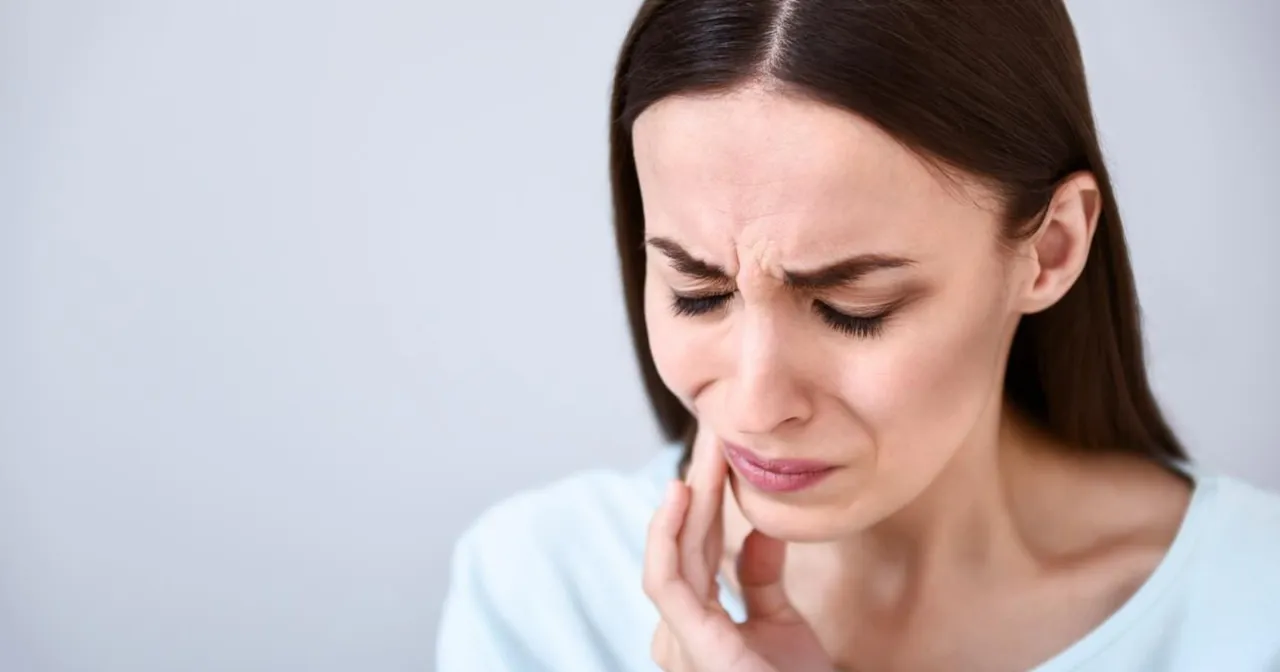 Zdjęcie Czy dentysta może odmówić przyjęcia pacjenta z bólem zęba? Oto prawda