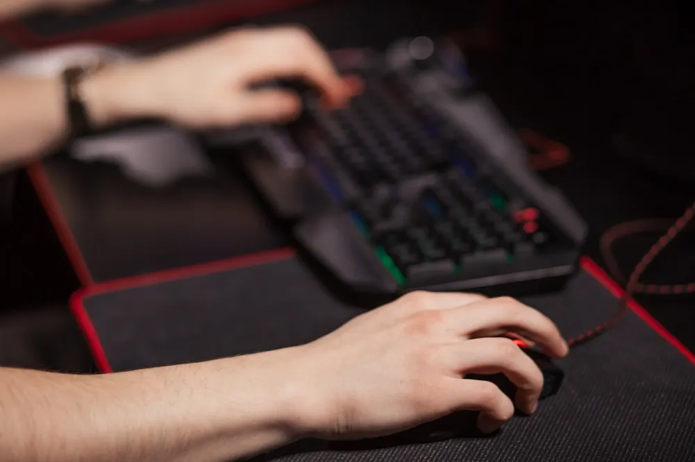 Zdjęcie Gdzie bezpiecznie sprzedać konto Steam? Uniknij oszustw i ryzyka!