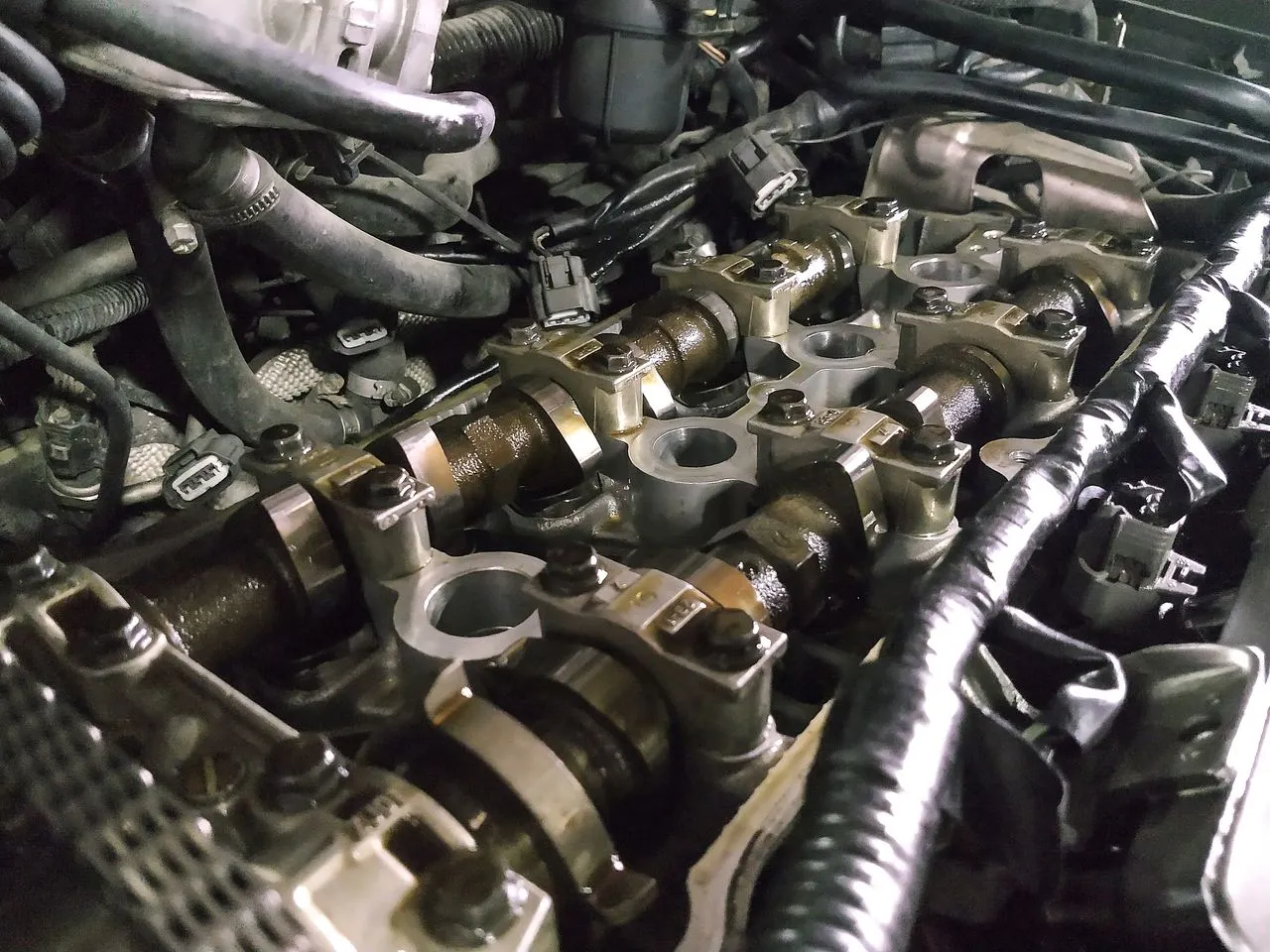 Zdjęcie Czujnik położenia wałka rozrządu bmw e46 318i - gdzie go znaleźć?