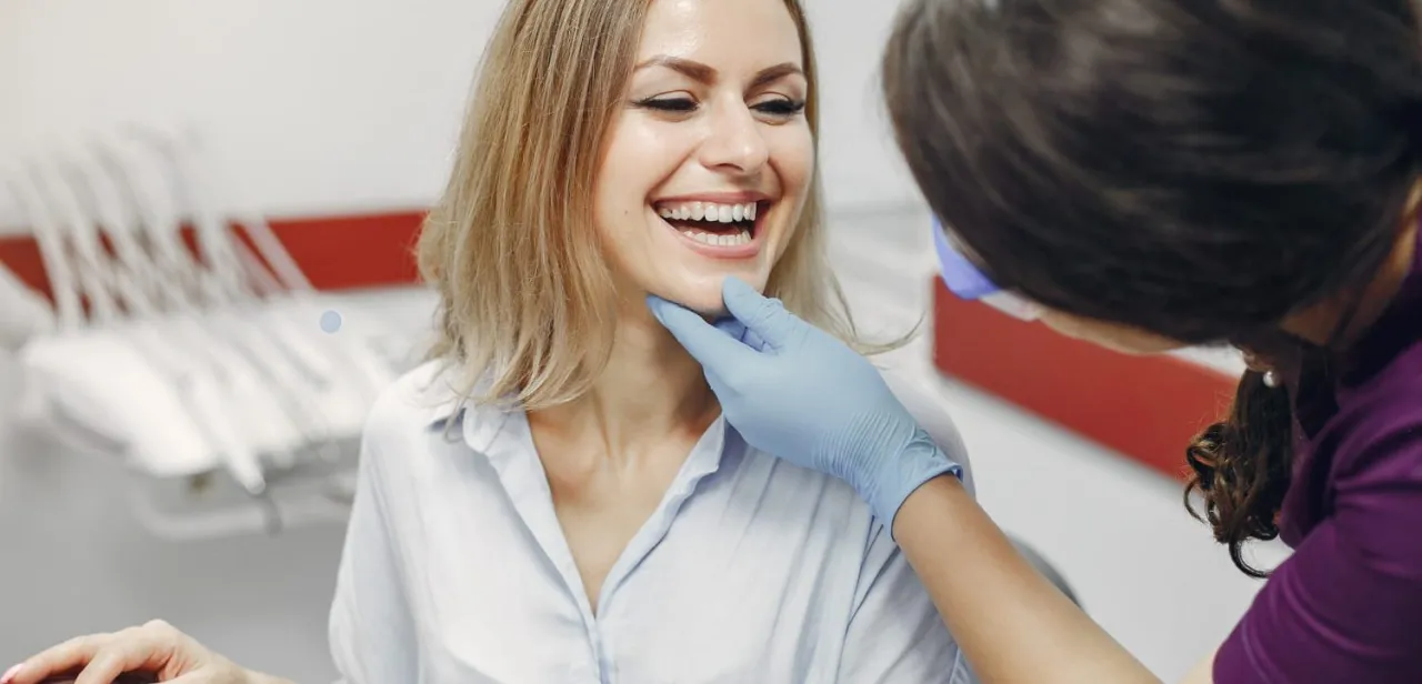 Zdjęcie Co ile chodzić do dentysty, aby uniknąć problemów ze zdrowiem jamy ustnej?