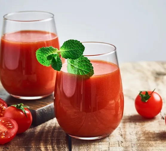 Zdjęcie Sok pomidorowy z czym łączyć, aby wydobyć najlepszy smak i zdrowie