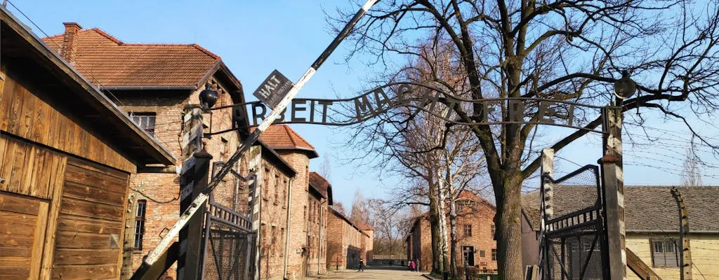 Zdjęcie Jak zarezerwować bilet do Auschwitz i uniknąć problemów z wejściem