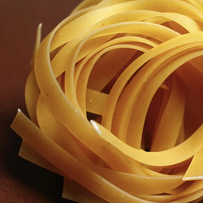 Zdjęcie Spaghetti tagliatelle: odkryj różnice i idealne sosy do makaronu