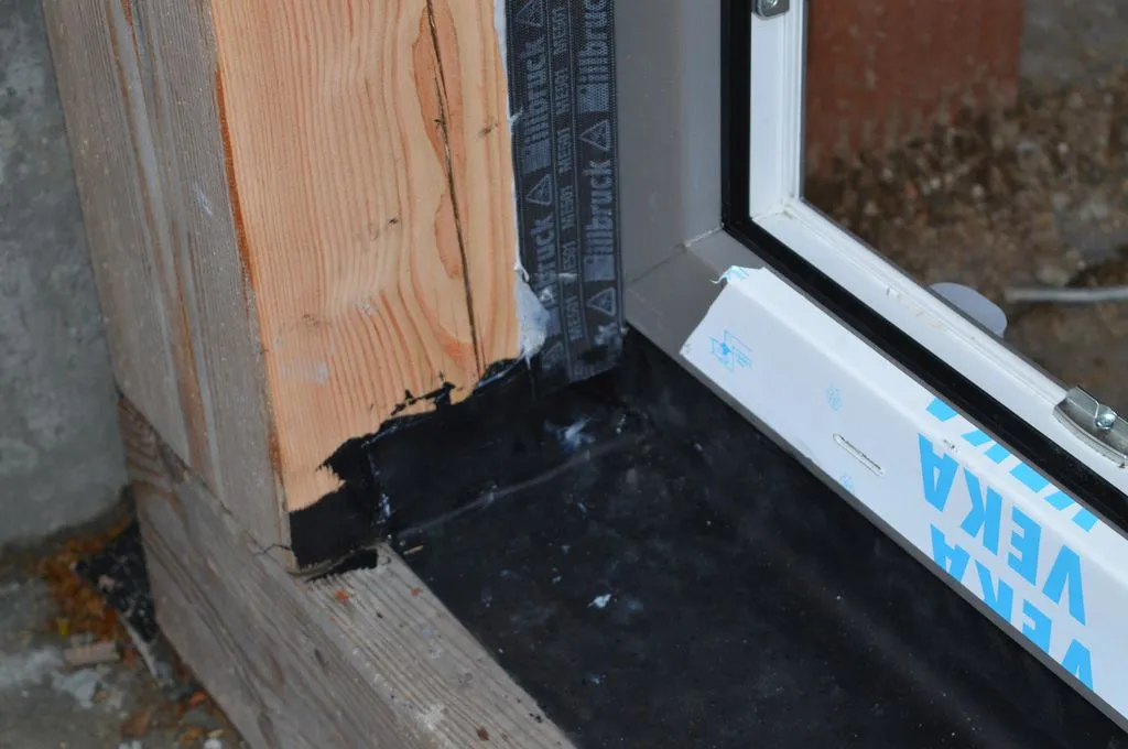 Zdjęcie Jak prawidłowo montować okna w domu szkieletowym - krok po kroku