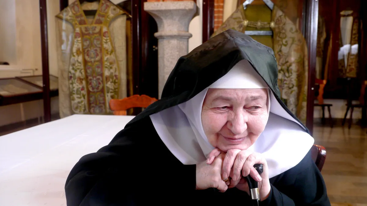 Zdjęcie Zakonnica opinie: Film, który dzieli widzów i krytyków