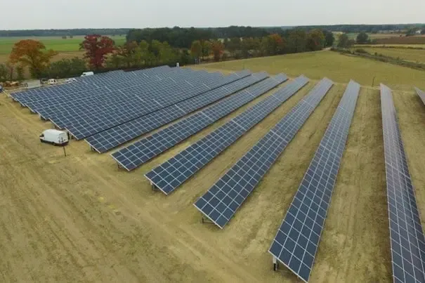 Zdjęcie Elektrownia słoneczna 1 MW: koszty, korzyści i wyzwania inwestycyjne