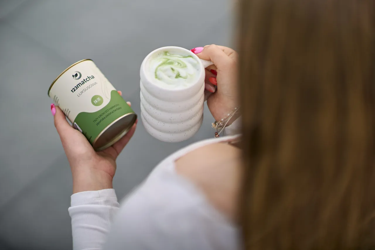 Zdjęcie Jak smakuje matcha? Odkryj sekrety idealnego smaku!