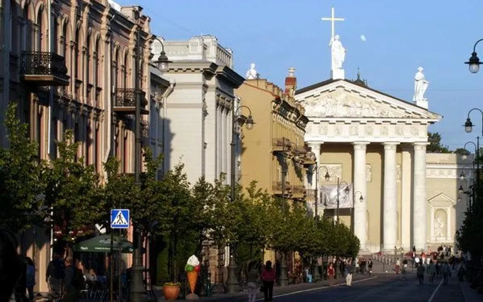 Zdjęcie Czy na Litwie jest bezpiecznie? Odkryj zagrożenia i porady dla podróżnych