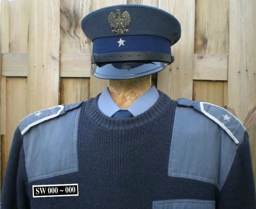 Zdjęcie Umundurowanie specjalne SW: Co musisz wiedzieć o uniformach Służby Więziennej