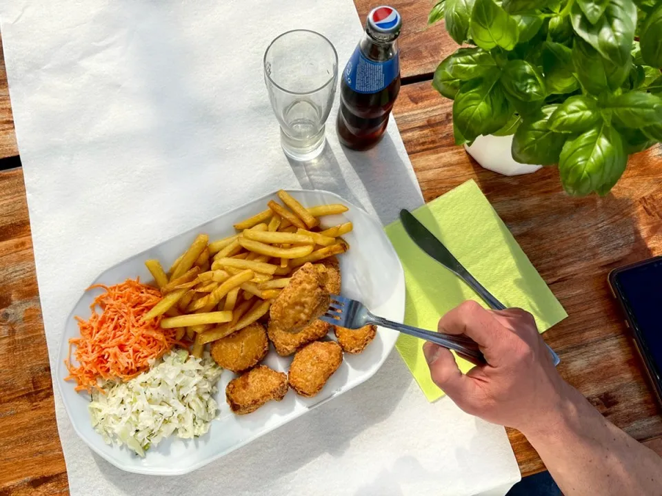 Zdjęcie Łeba gdzie zjeść – najlepsze miejsca na pyszne jedzenie w Łebie