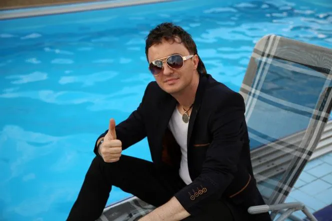 Zdjęcie Patryk Pegza ile ma lat? Zaskakujące fakty o liderze After Party