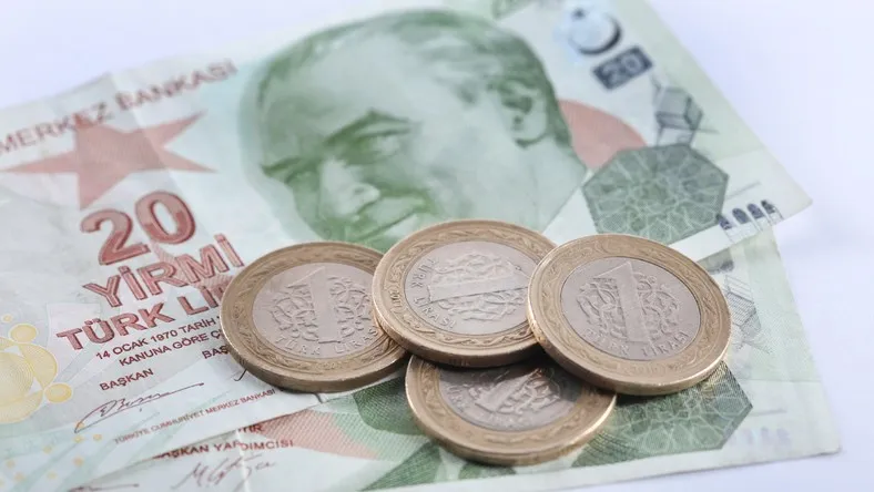 Zdjęcie Jaka jest waluta w Turcji? Poznaj lira turecka i jej akceptację