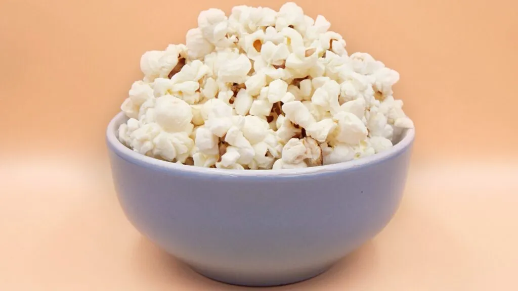 Zdjęcie Jak zrobić popcorn w dieslu? Niebezpieczne eksperymenty w kuchni