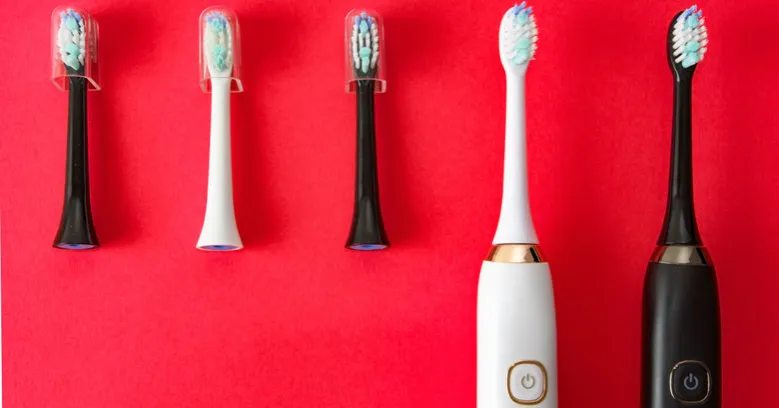 Zdjęcie Szczoteczka soniczna: Jak działa i dlaczego warto ją wybrać?