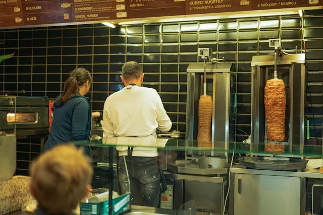 Zdjęcie Kula mocy kebab co to? Odkryj prawdę o jakości mięsa