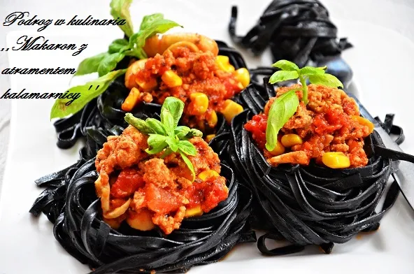 Zdjęcie Czarny makaron spaghetti przepisy, które zachwycą Twoje podniebienie