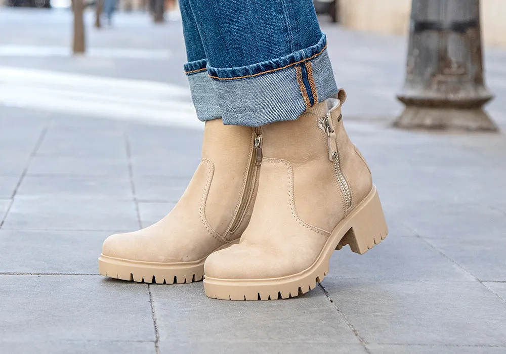 Zdjęcie Zapatos beige tacón ancho: comodidad y estilo para cada ocasión