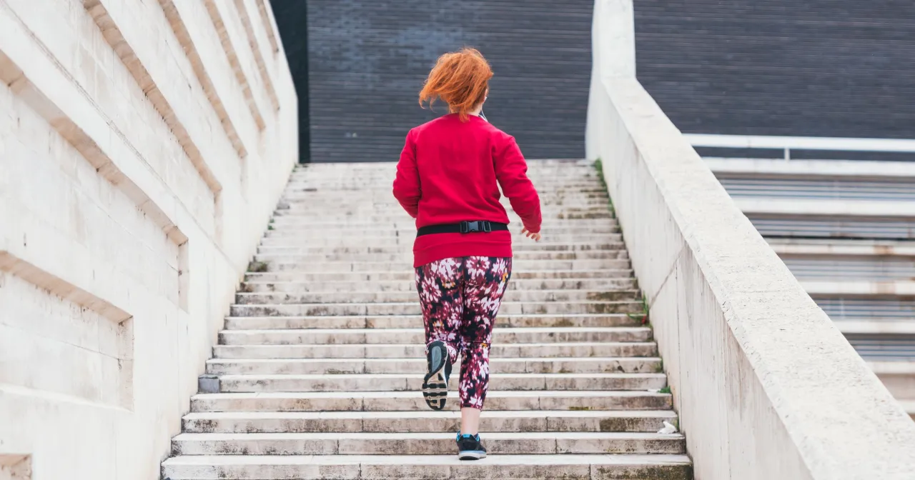 Zdjęcie Jaki trening spala najwięcej kalorii? Odkryj efektywne metody ćwiczeń